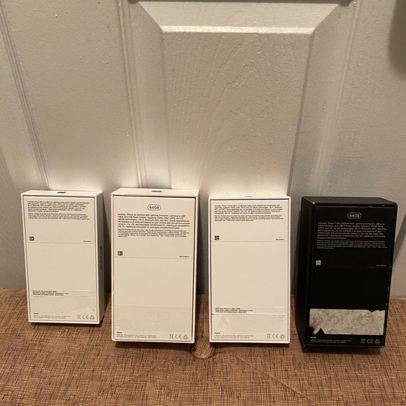 Lot of 4 Apple iPhone Empty Box's (No Phone or Accessories) Blue, Green, Black - Picture 2 of 5